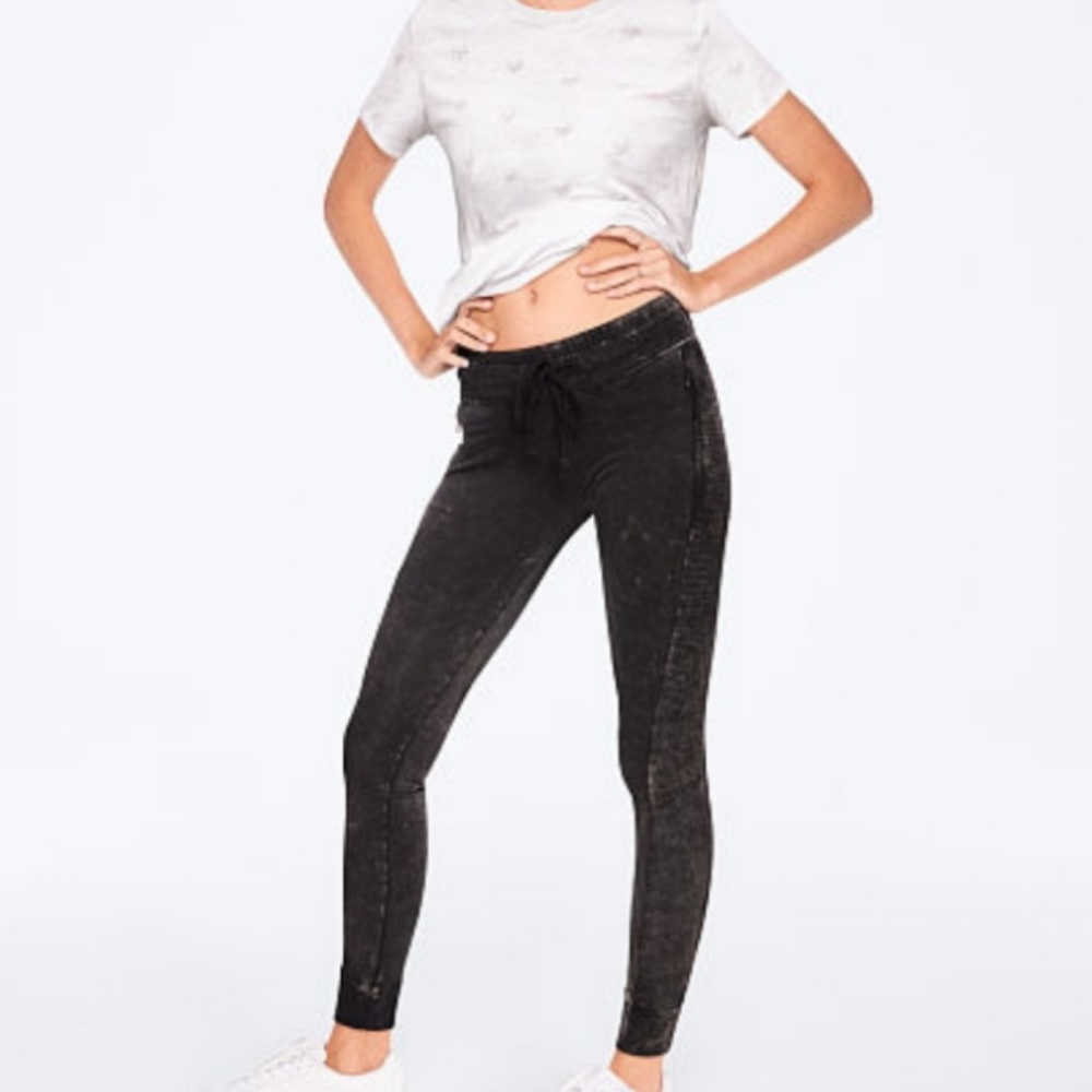 Victoria's Secret (VS) Pink Cotton Campus Leggings